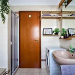Casa Zoe Free Parking,self Check In & Free Wi Fi Apartamento Parma