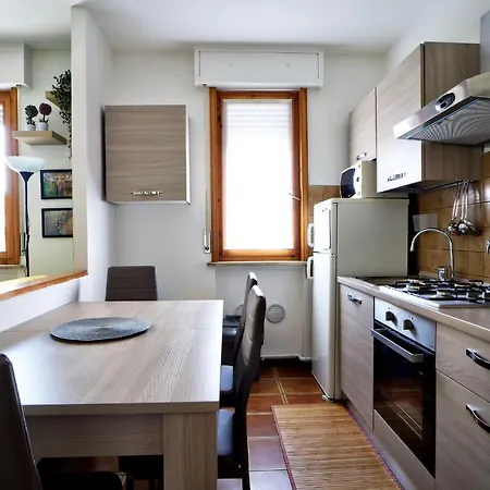 Casa Zoe Free Parking,self Check In & Free Wi Fi Lägenhet