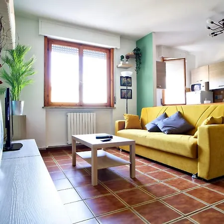 Casa Zoe Free Parking,self Check In & Free Wi Fi Lägenhet Parma