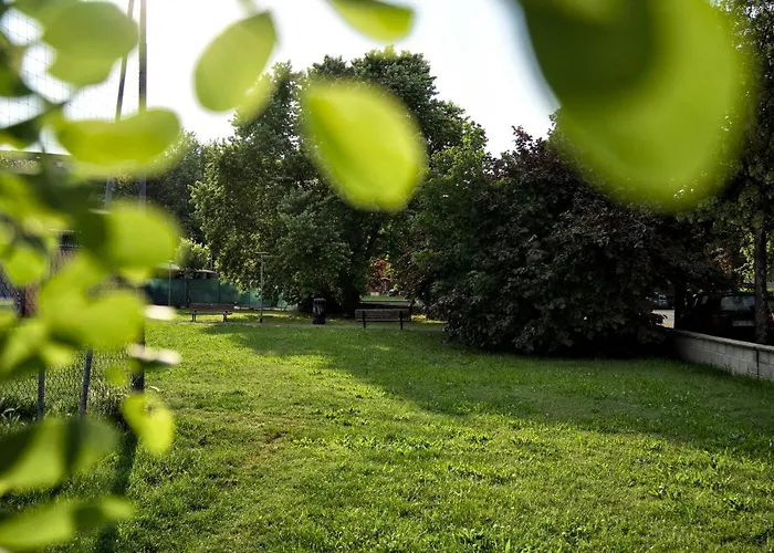 Casa Zoe Free Parking,self Check In & Free Wi Fi Apartament Parma